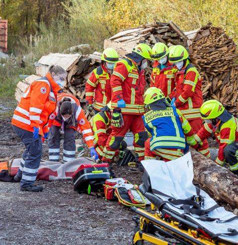 Vierstündiger Einsatzmarathon – Rettungskräfte trainieren die Zusammenarbeit