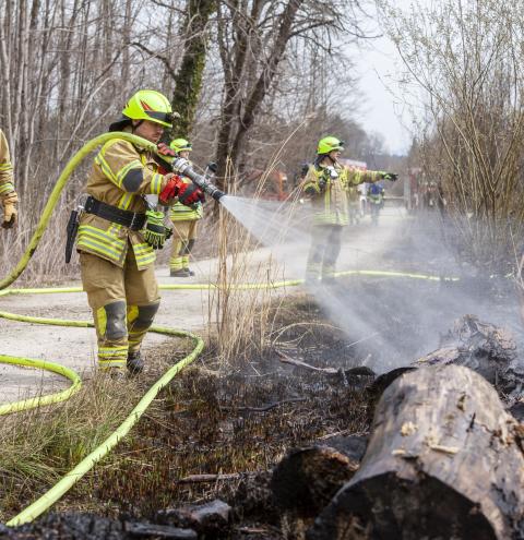 Bahndammbrand bei Übersee